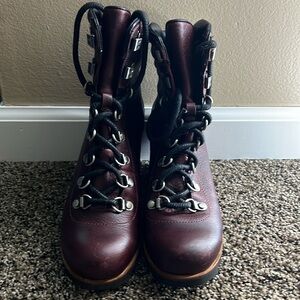 New Sorel Joan of Artic wedges